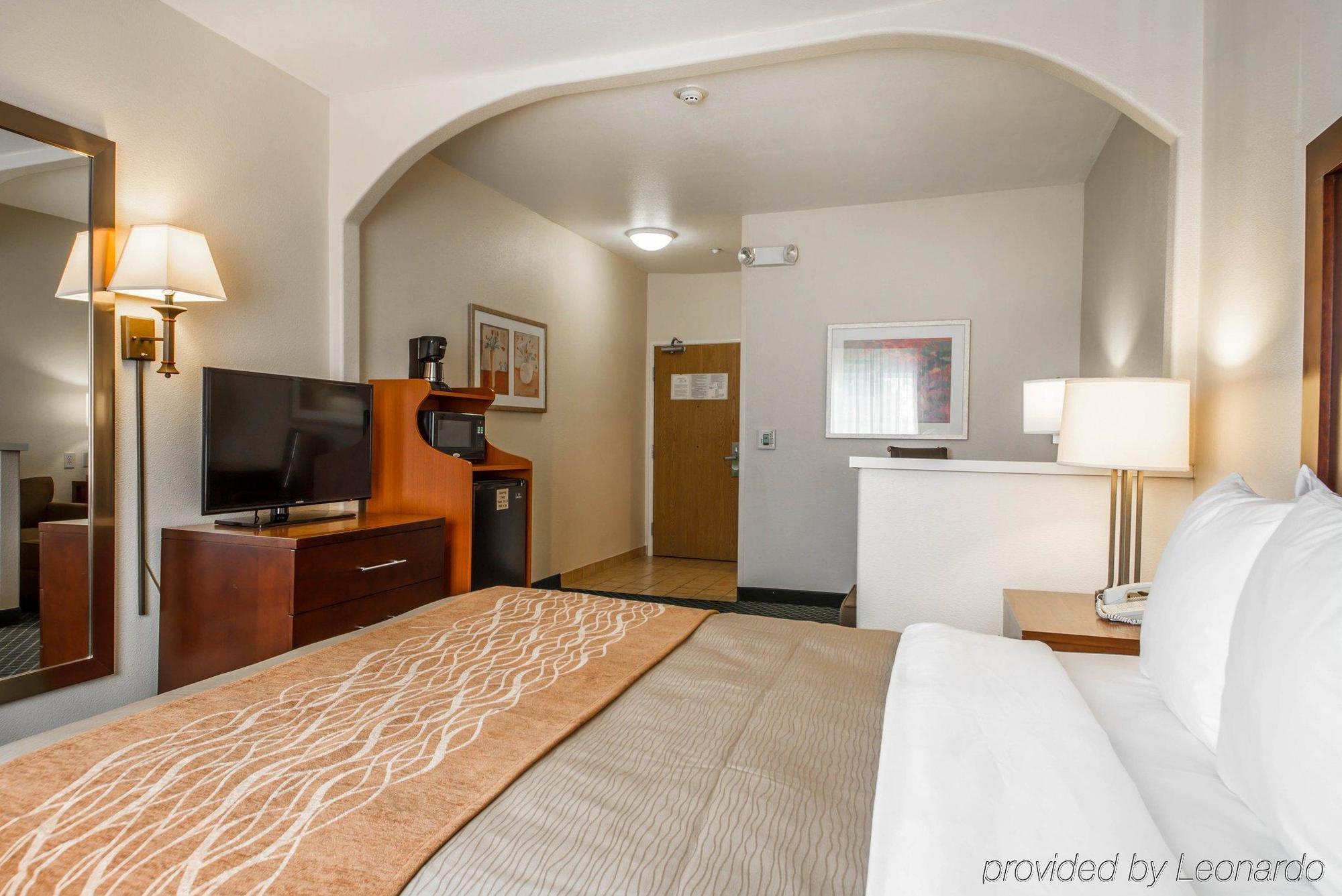 Comfort Inn & Suites Oakland Airport Ngoại thất bức ảnh