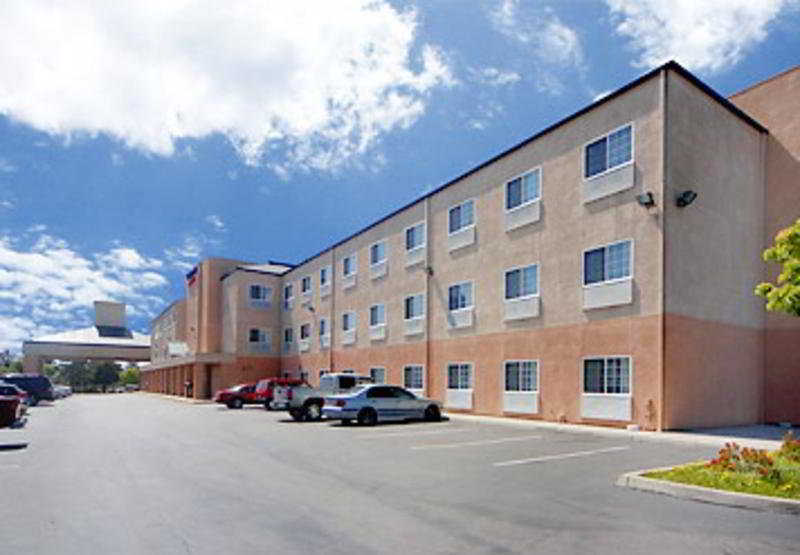 Comfort Inn & Suites Oakland Airport Ngoại thất bức ảnh