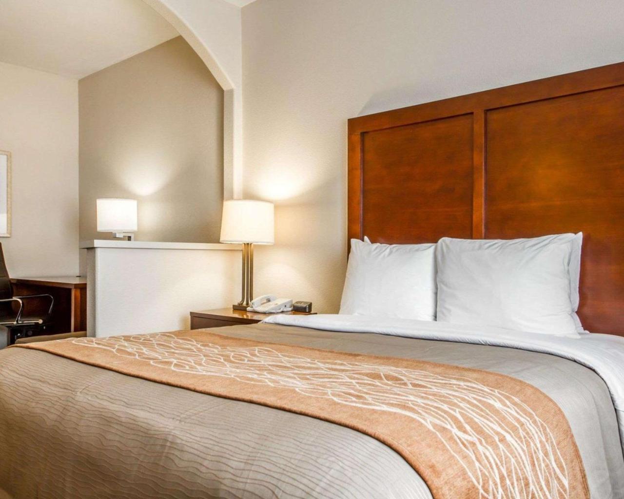 Comfort Inn & Suites Oakland Airport Ngoại thất bức ảnh