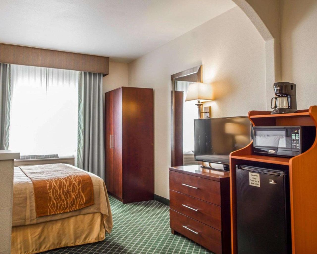 Comfort Inn & Suites Oakland Airport Ngoại thất bức ảnh