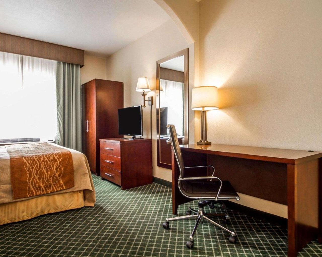 Comfort Inn & Suites Oakland Airport Ngoại thất bức ảnh