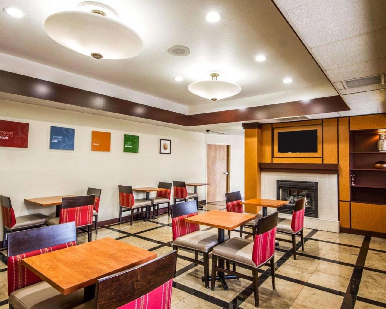 Comfort Inn & Suites Oakland Airport Ngoại thất bức ảnh